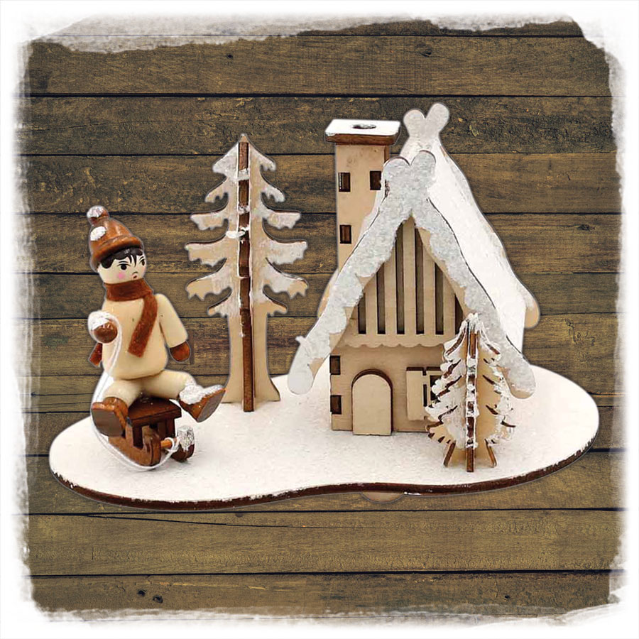 Holz Räucherhaus verschneit mit Winterfiguren Sigro