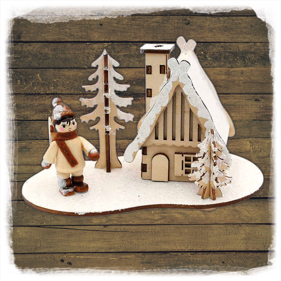 Holz Räucherhaus verschneit mit Winterfiguren Sigro