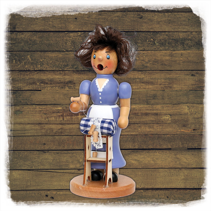 Holz Räucher- Klöppelfrau flieder19cm